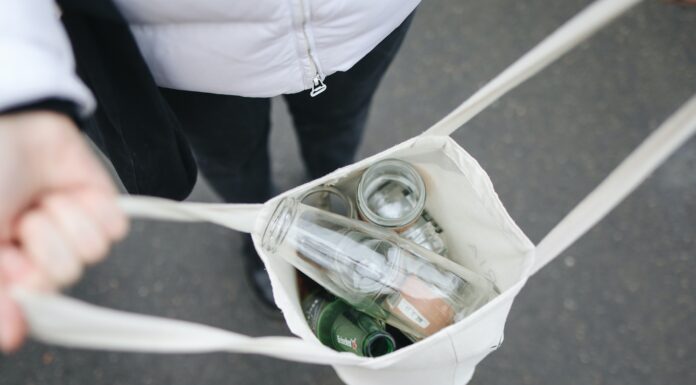Ekologiczne butelki – jaką wybrać? ekologiczne butelki, less waste