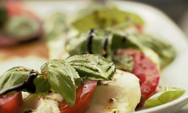 Co daje ocet w przetworach?