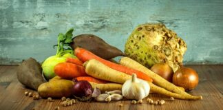 Jak zrobić seler do słoików?